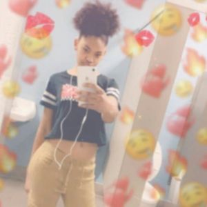 Meet your Posher, Lo